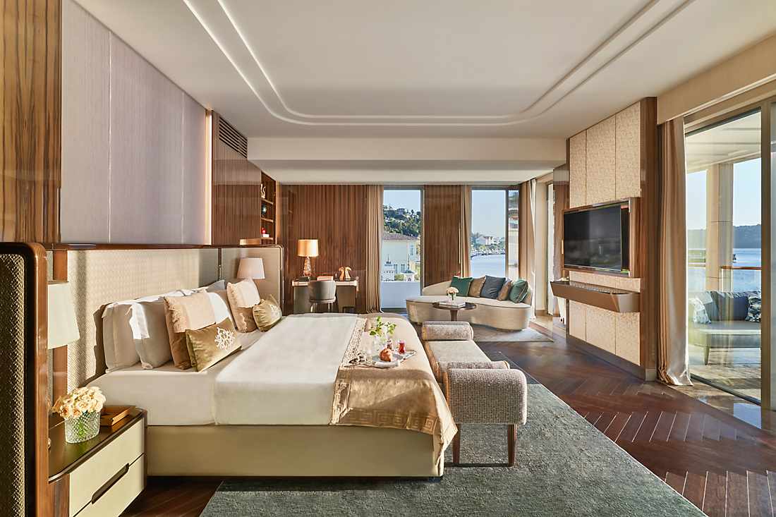 Royal Bosphorus Suite Bedroom